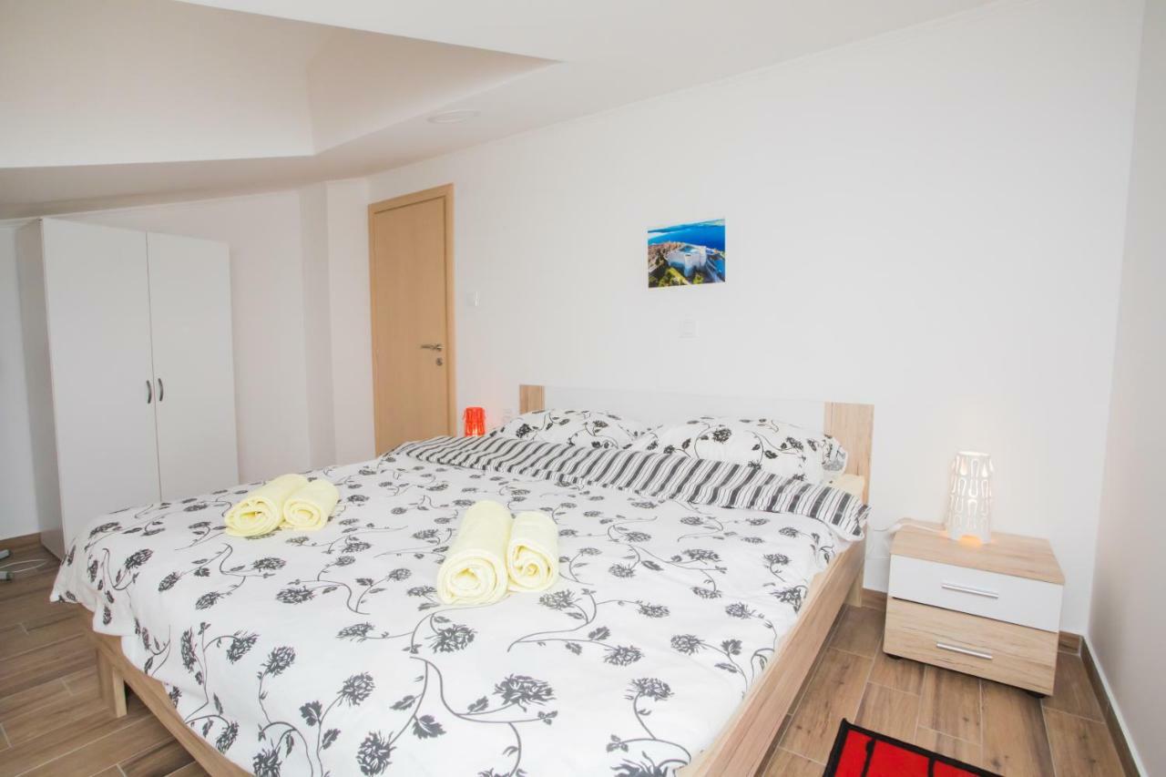 Apartments Tonka شيبينيك المظهر الخارجي الصورة