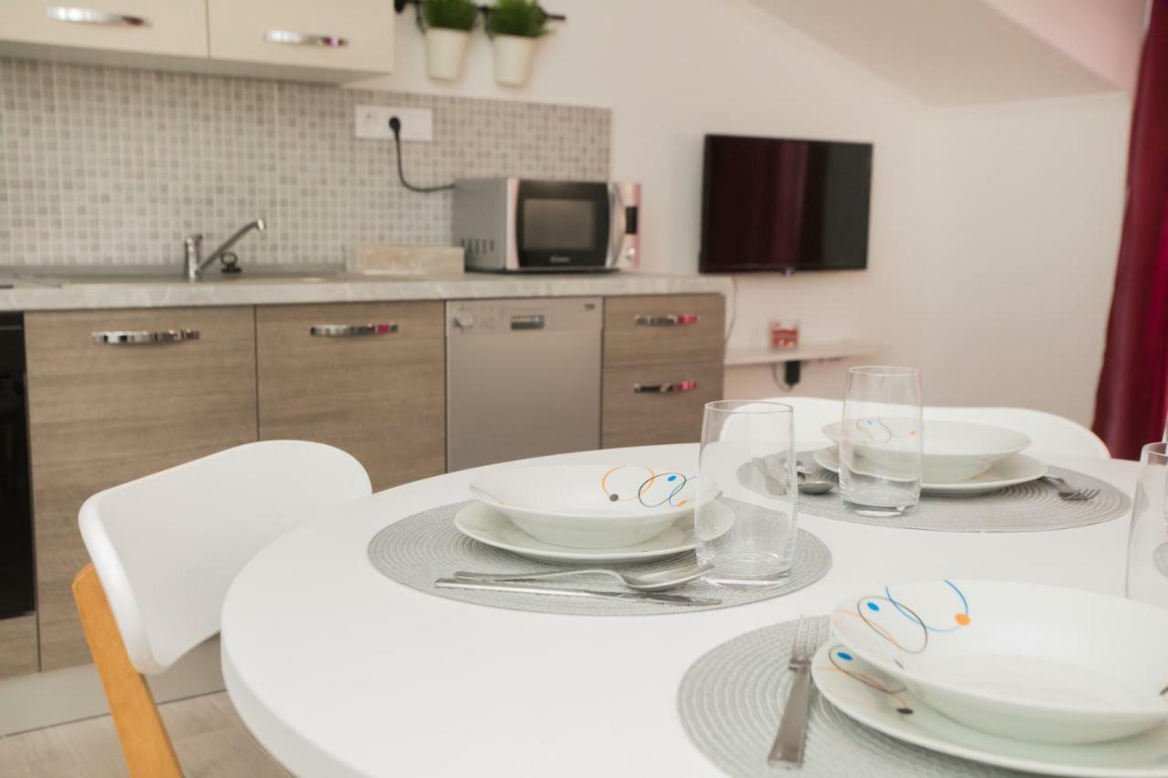Apartments Tonka شيبينيك المظهر الخارجي الصورة