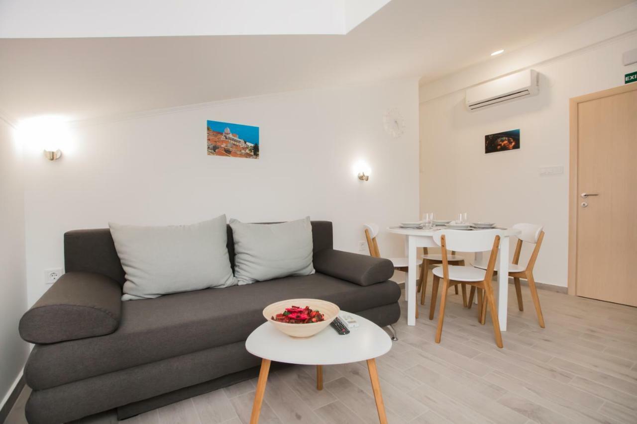 Apartments Tonka شيبينيك المظهر الخارجي الصورة