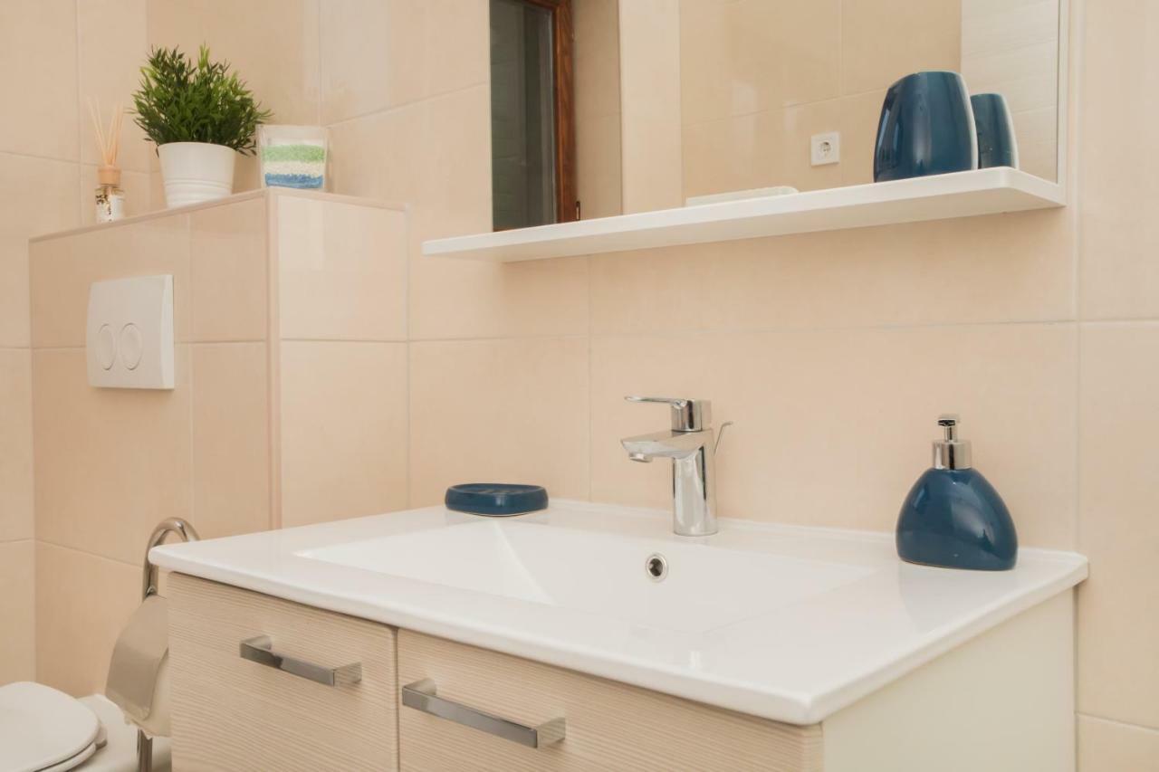 Apartments Tonka شيبينيك المظهر الخارجي الصورة